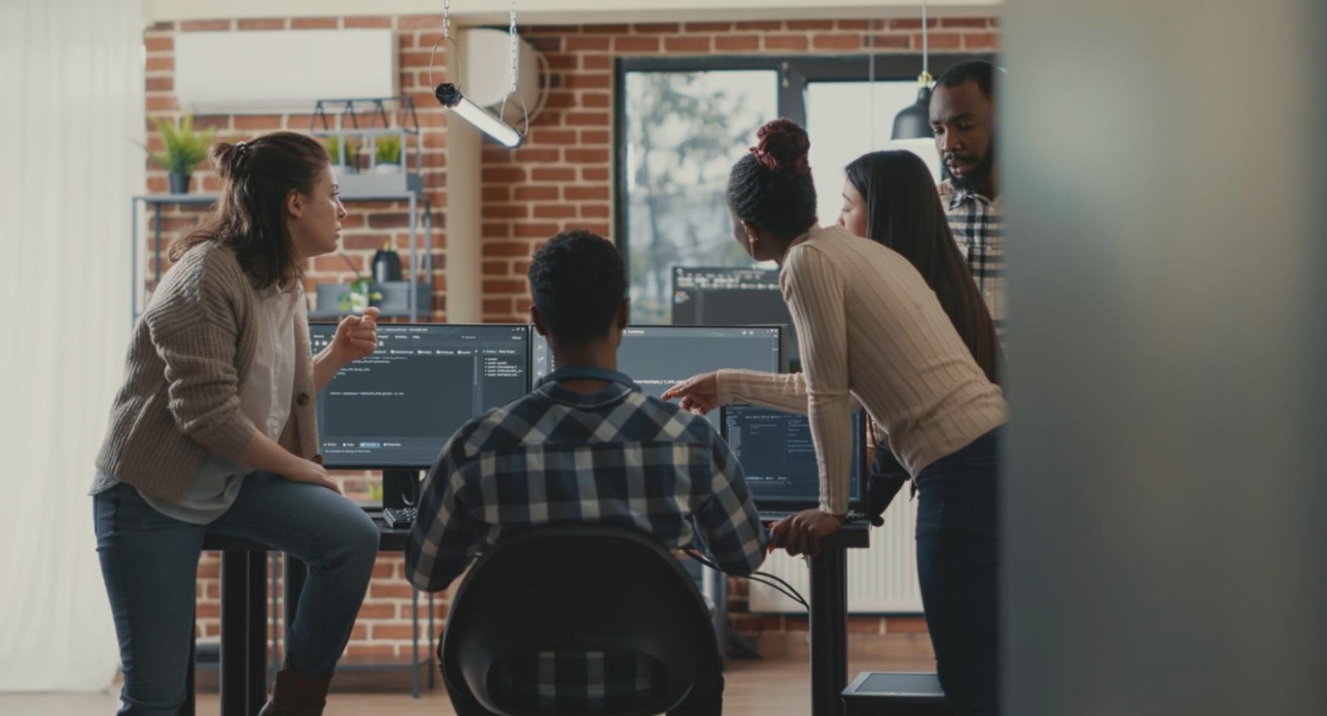 Webentwicklung Seminarumgebung mit modernen Arbeitsplätzen